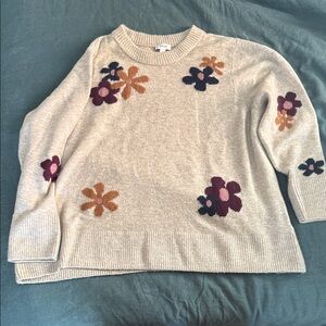 CeCe Cream Crewneck Sweater with Floral Motif
